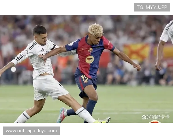 控球风格与反击节奏的较量：战术博弈中的智慧与激情