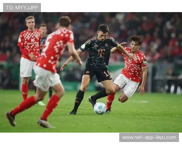 拜仁3-1逆转葡萄牙体育，格纳布里与新星闪耀